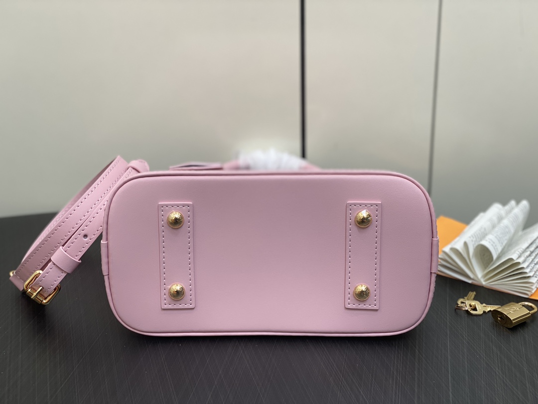 l0*is V*t0n m22878 alma bb-23.5 x 17.5 x 11.5cm