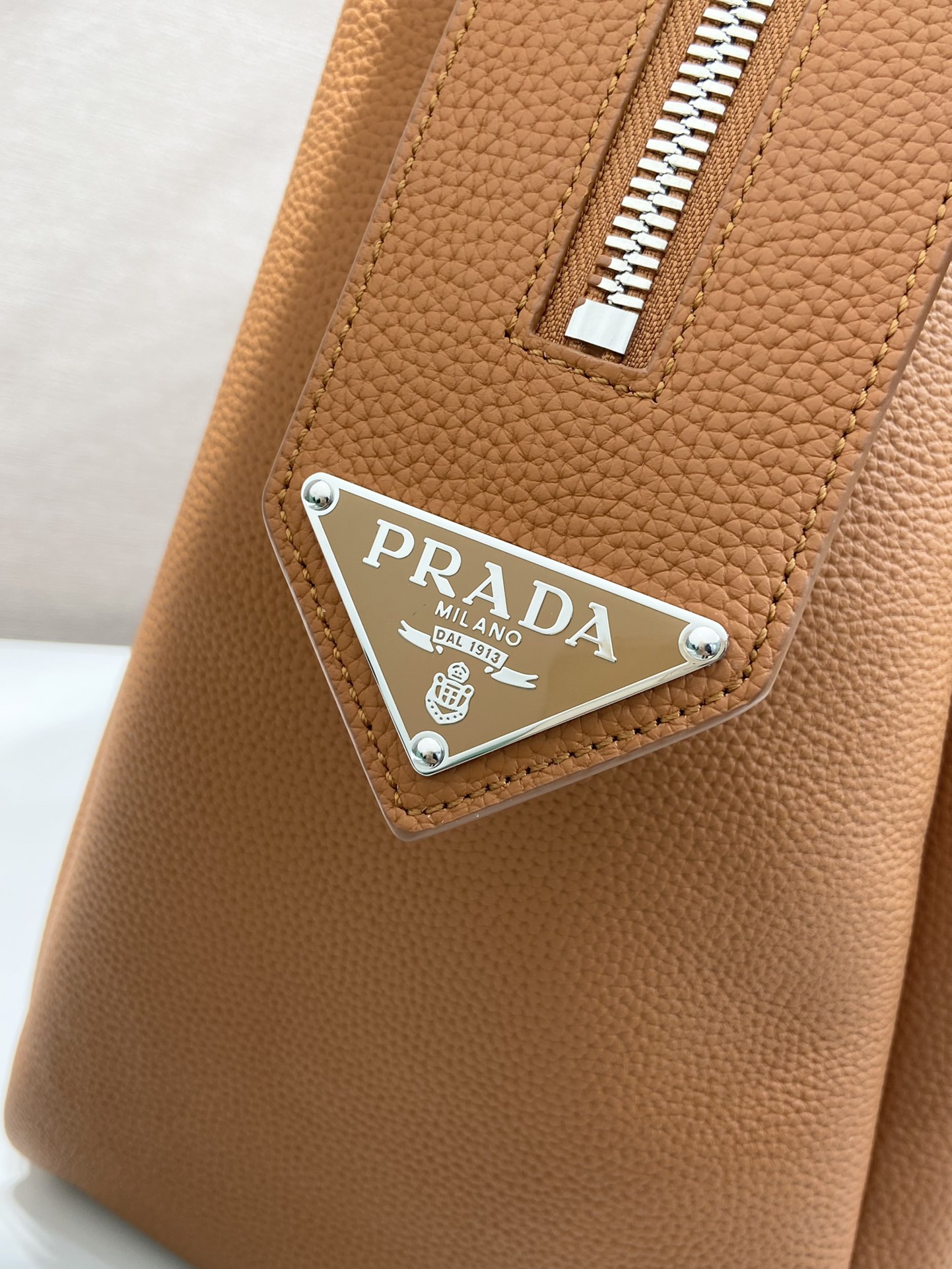 Pra*a 2vc035 travel bag-50*33*19cm