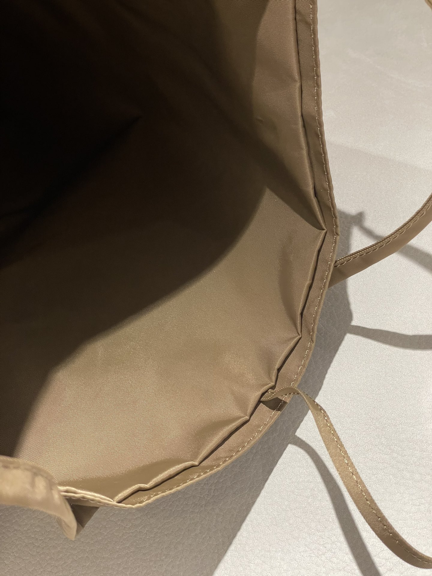 The R0w nylon tote