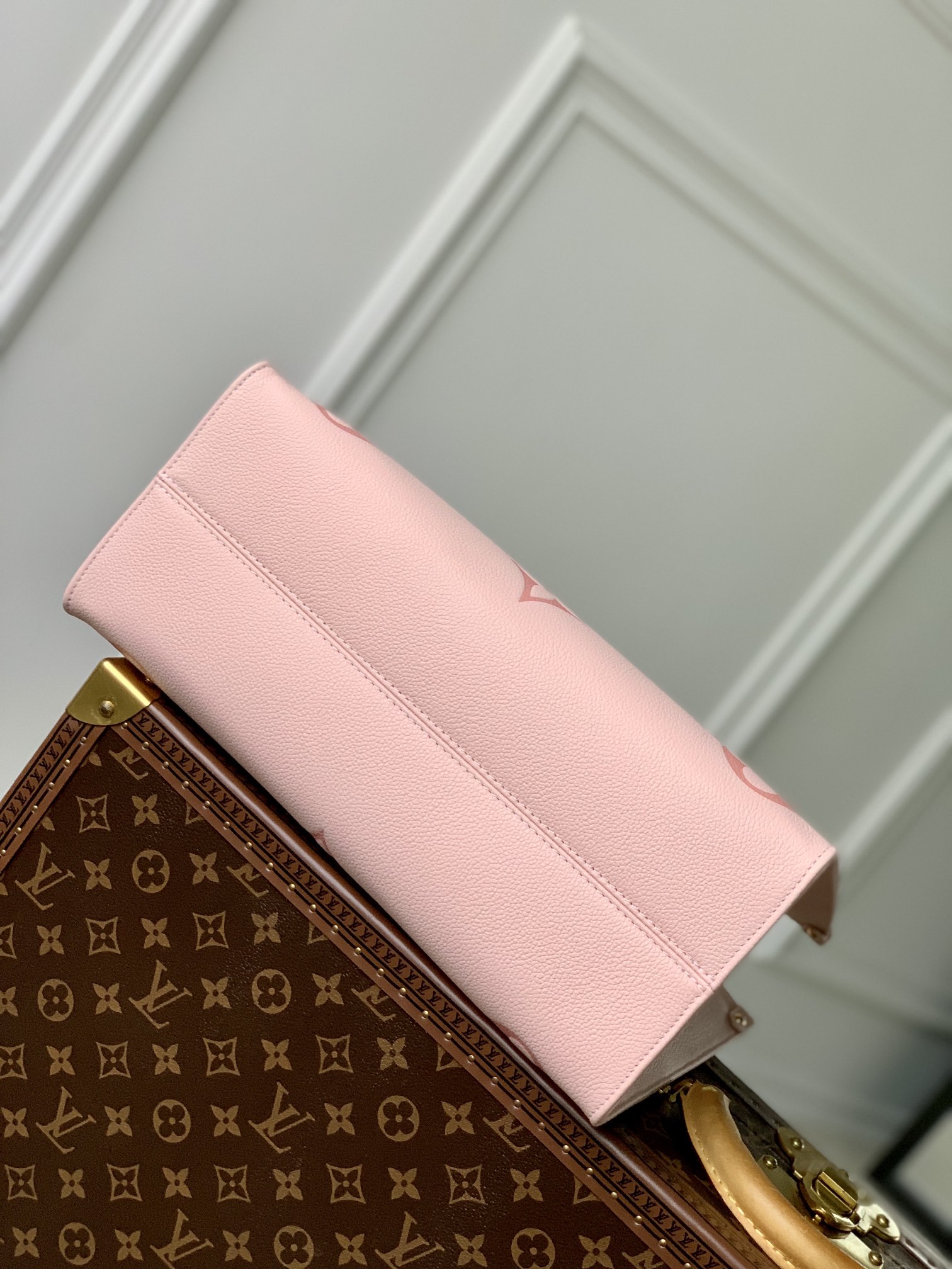 l0*is V*t0n small onthego handbag-35*28*15cm