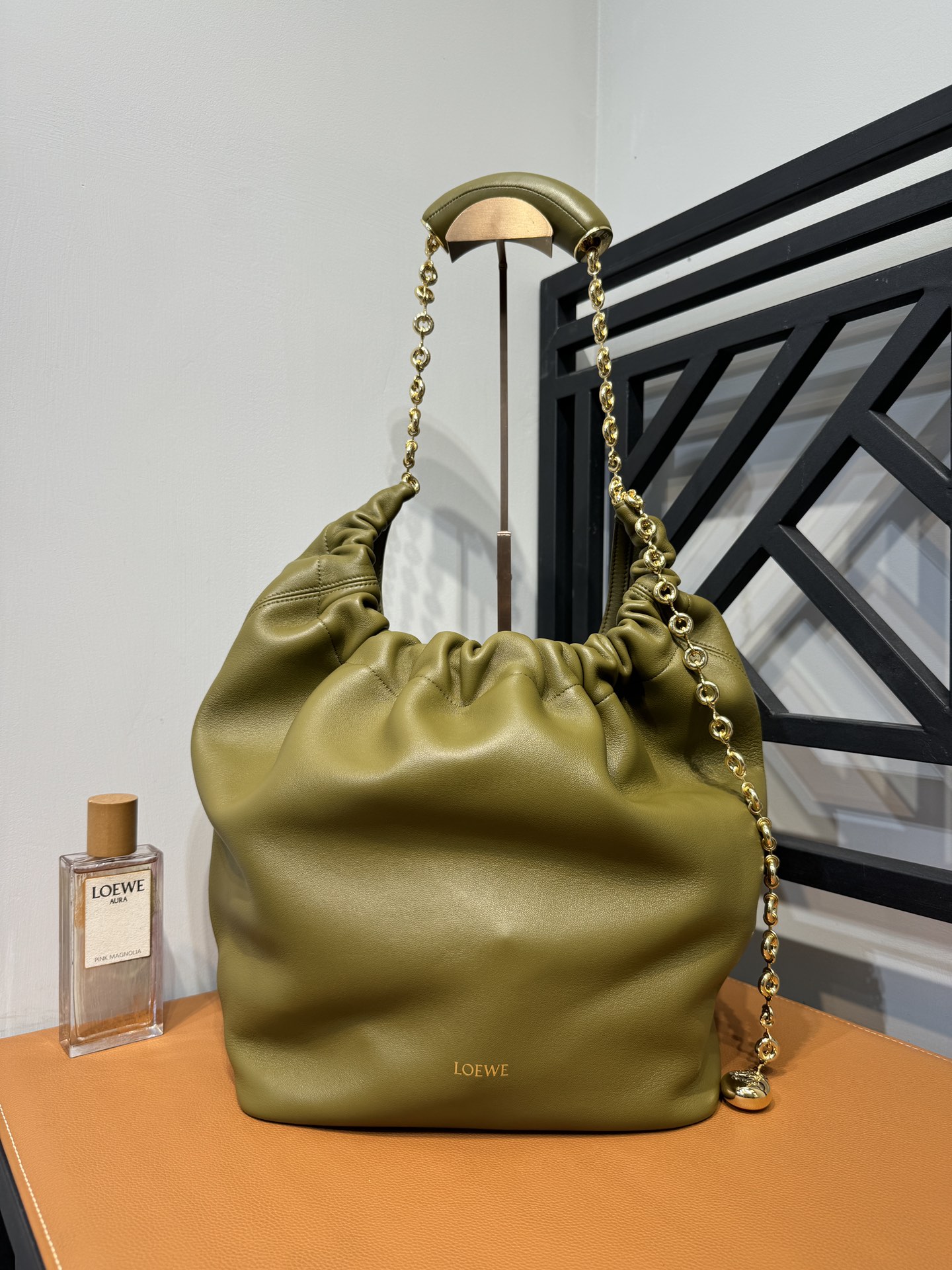 L0ew* squeeze bag-34*33*13.5cm