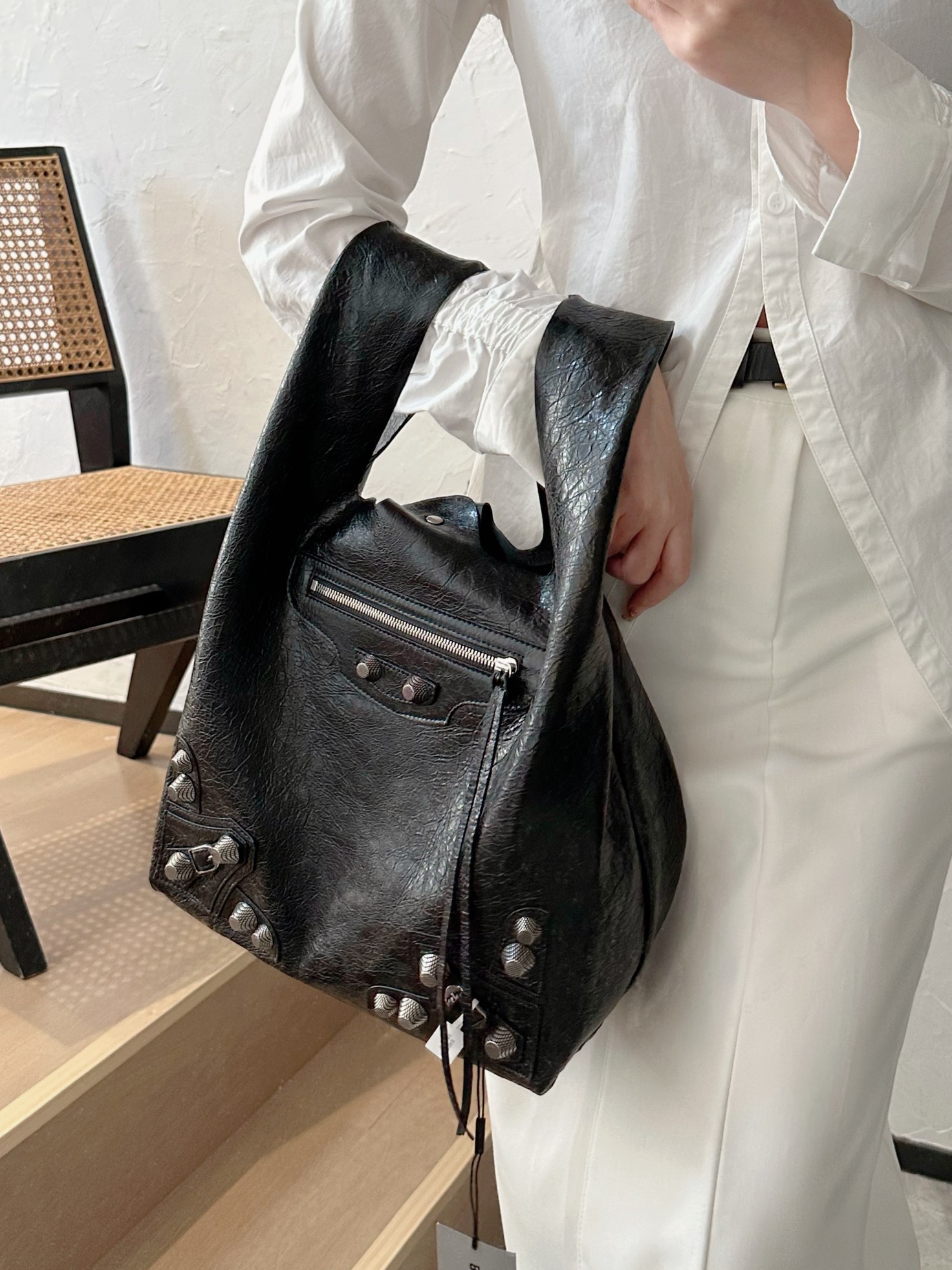 Balenciag Le Cagole Handbags-32×30.9×13.9CM