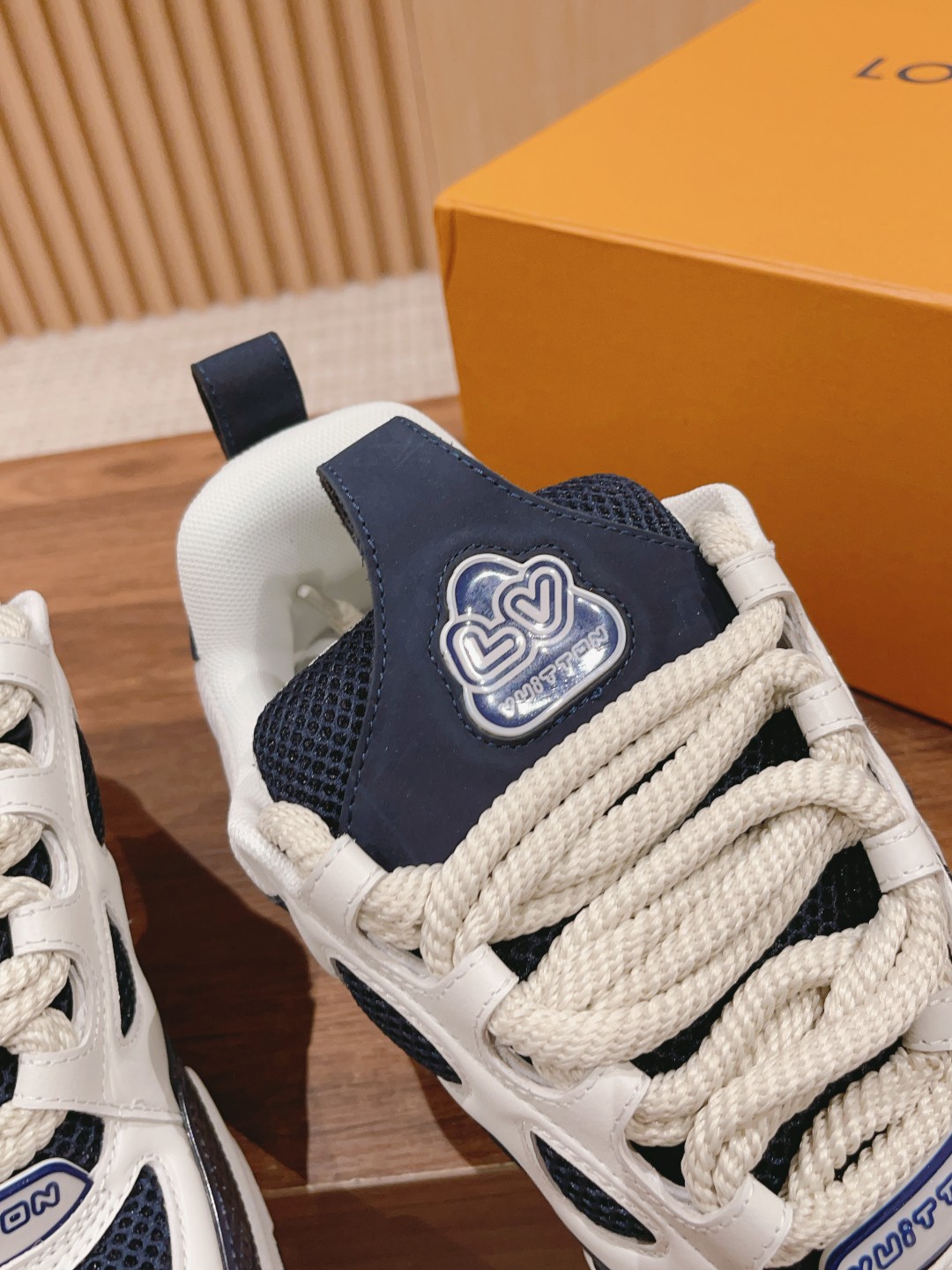 l0*is V*t0n skate sneaker(eu35-45)