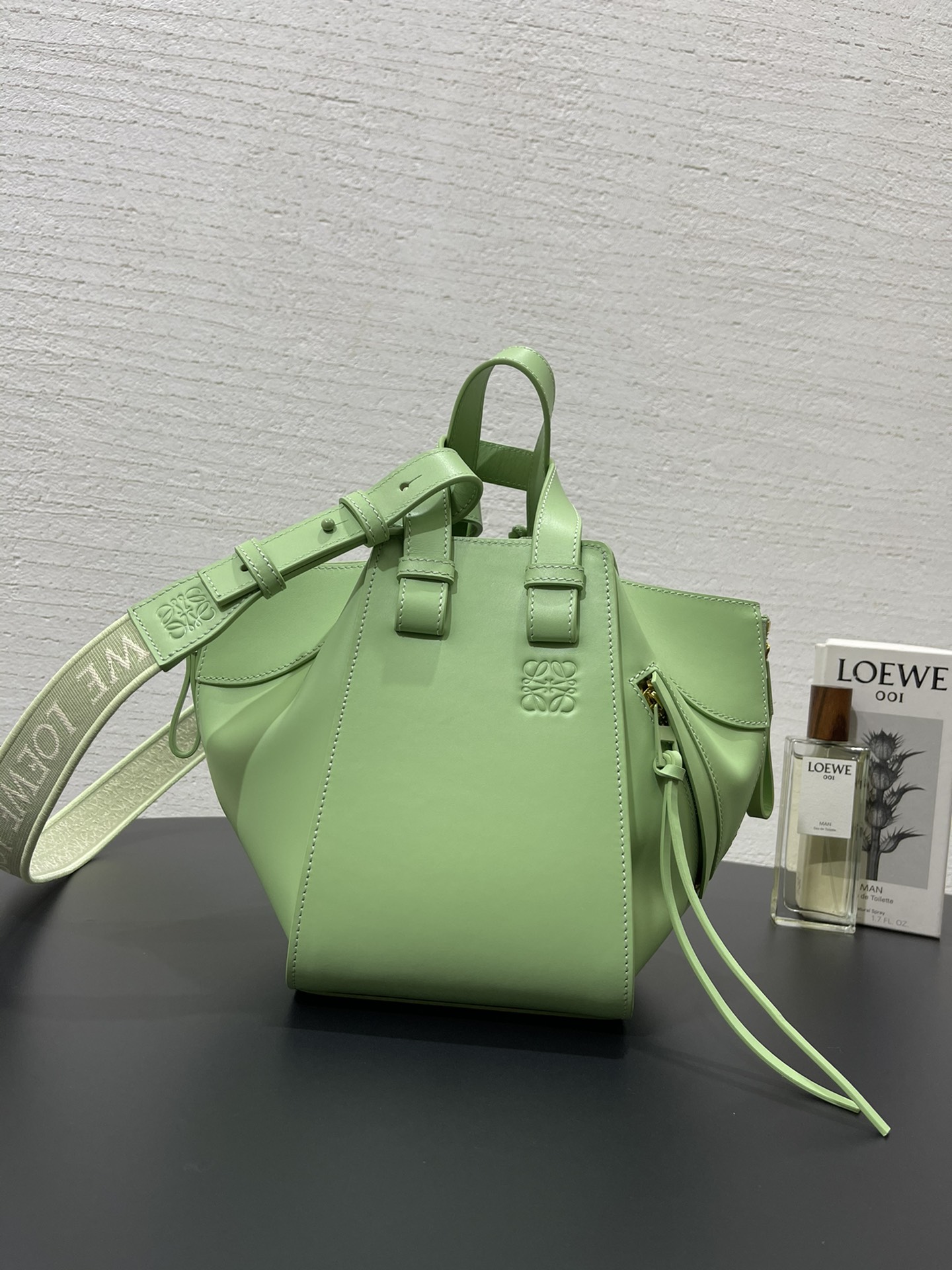 L0ew* hammock bag-20.8*19.5*14.5cm
