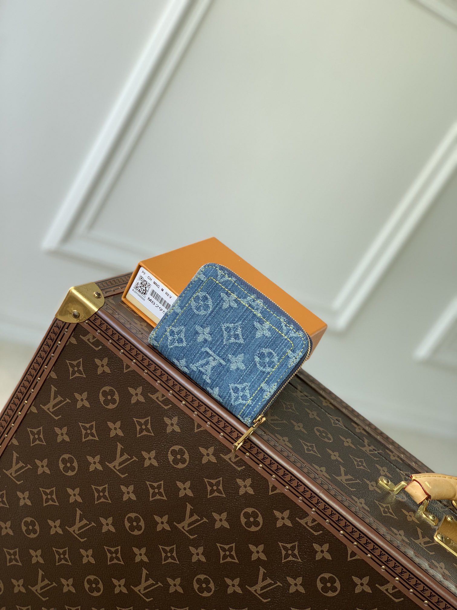 l0*is V*t0n zippy wallet m82957-11*8.5*2cm