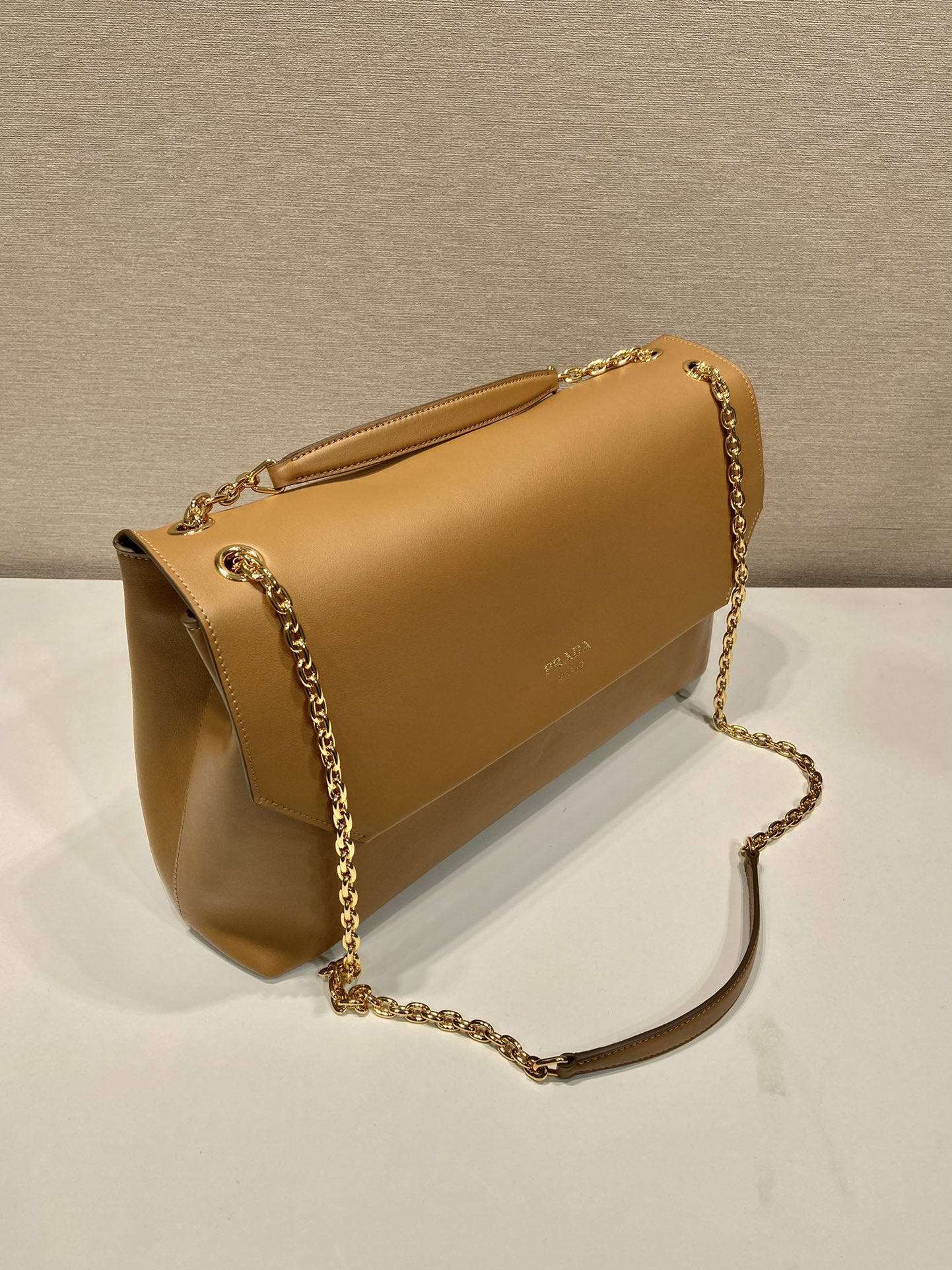 Pra*a1bd068 flap bag-38*23*12cm