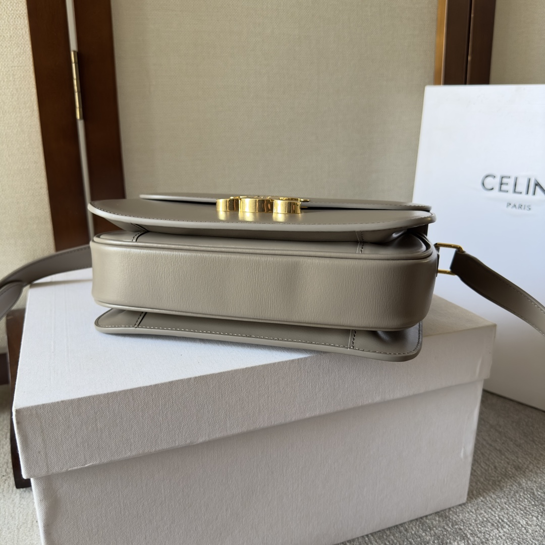 Celin Triomphe Shoulder Bag-22.5x16.5x7.5CM