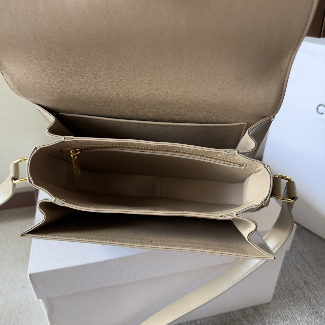 Celin Triomphe Shoulder Bag-22.5x16.5x7.5CM