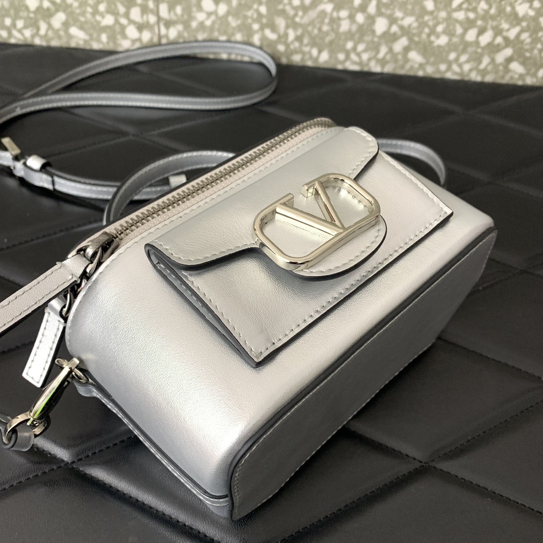 Va1e*ntin0 alentino garavani box bag-16.5*10*7.5cm