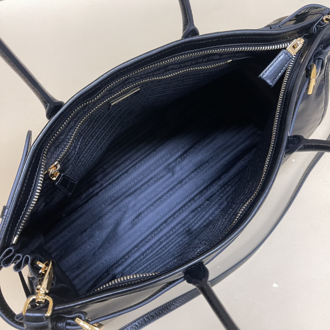 Pra*a 1ba439 soft lux bag-42x30x12cm