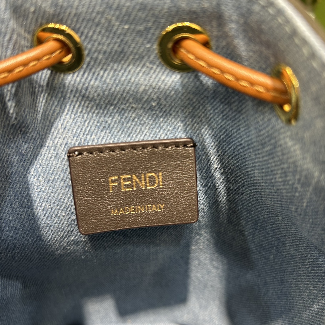 F**di mini mon tresor bag -12x18x10cm