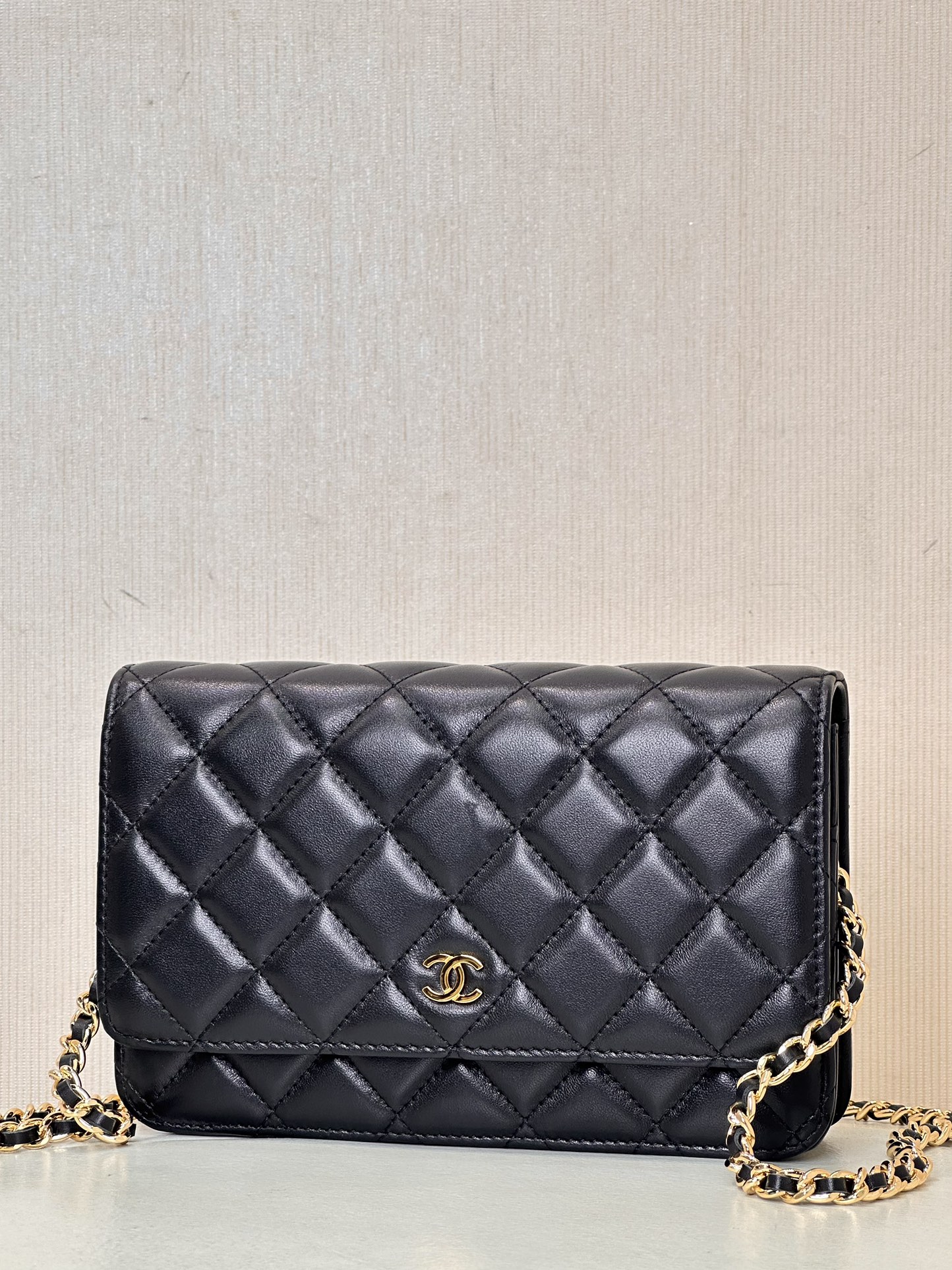 Ch@nel Wallet On Chain-Lambskin Leather-Gold Hardware-19*12*3.5CM