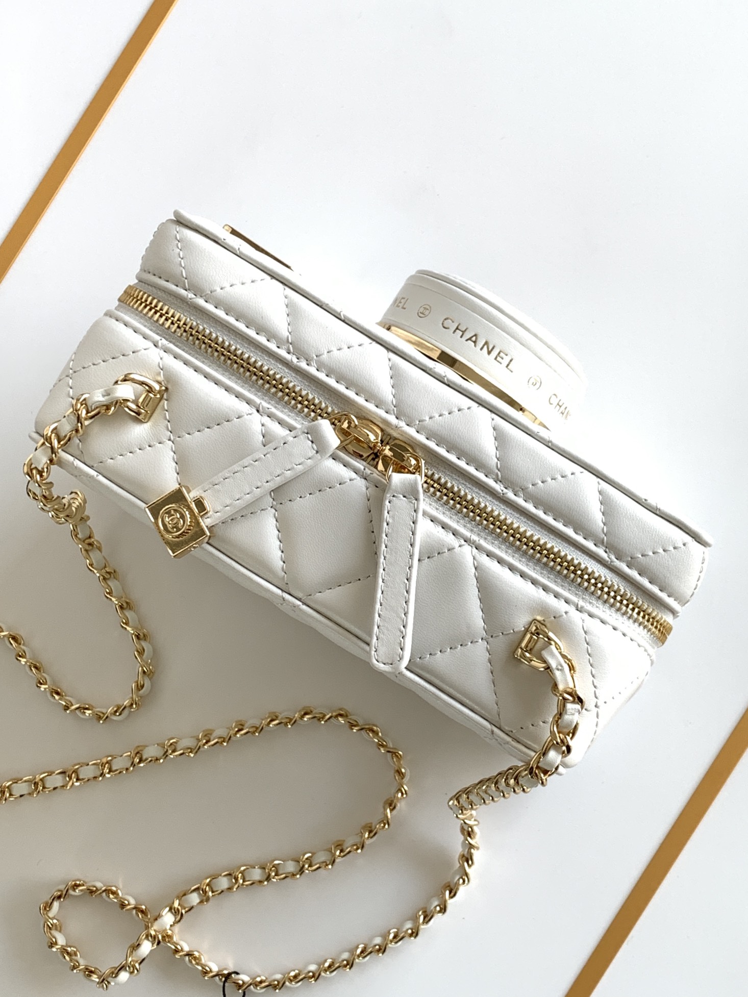 Ch@nel Vintage Camera Bag-18CM