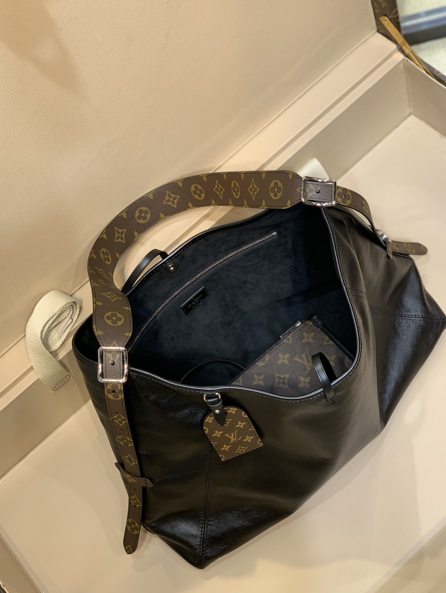l0*is V*t0n carryall dark bag-m25143-39*30*15cm