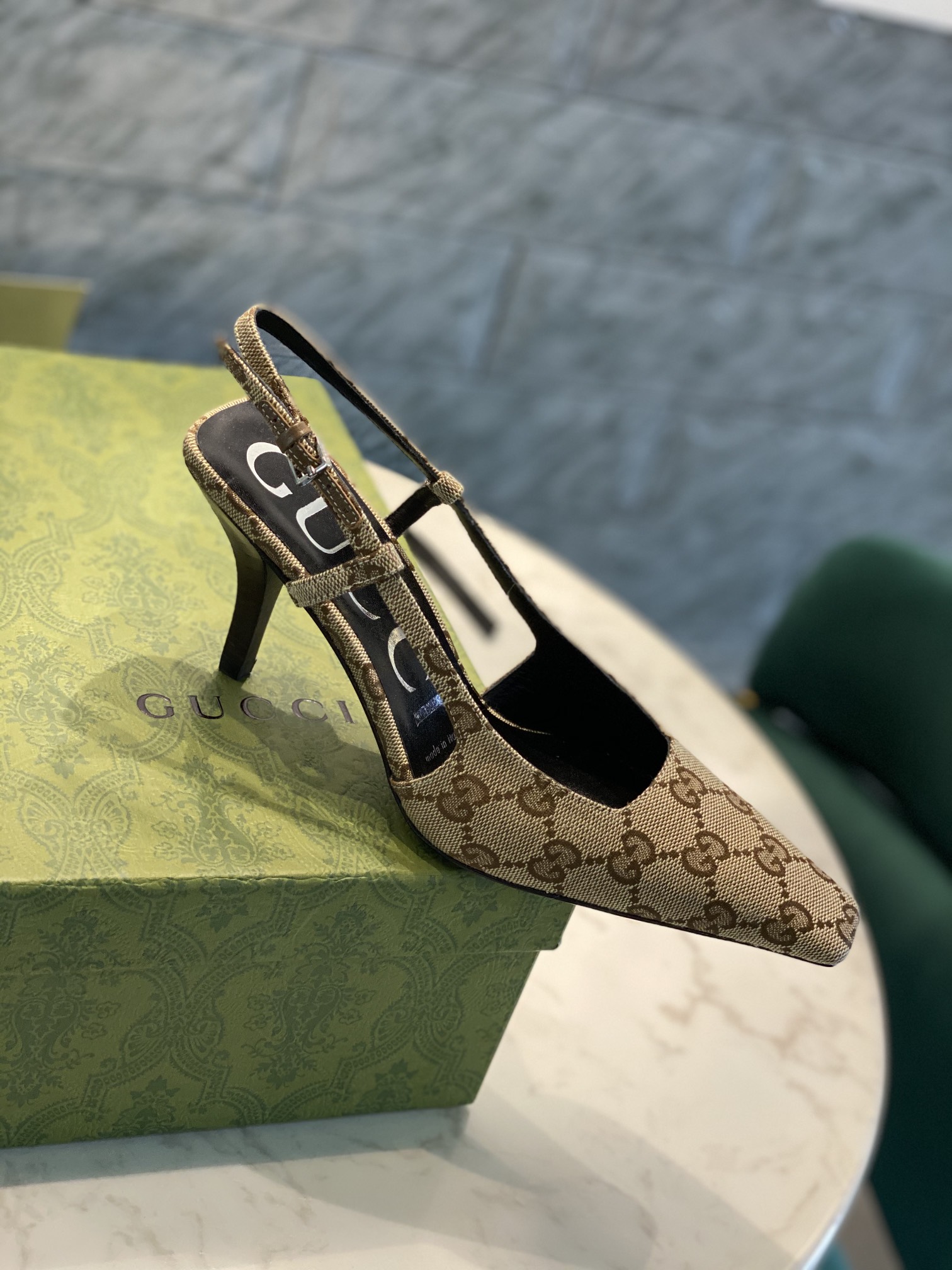 G*u*i heels-7.5cm