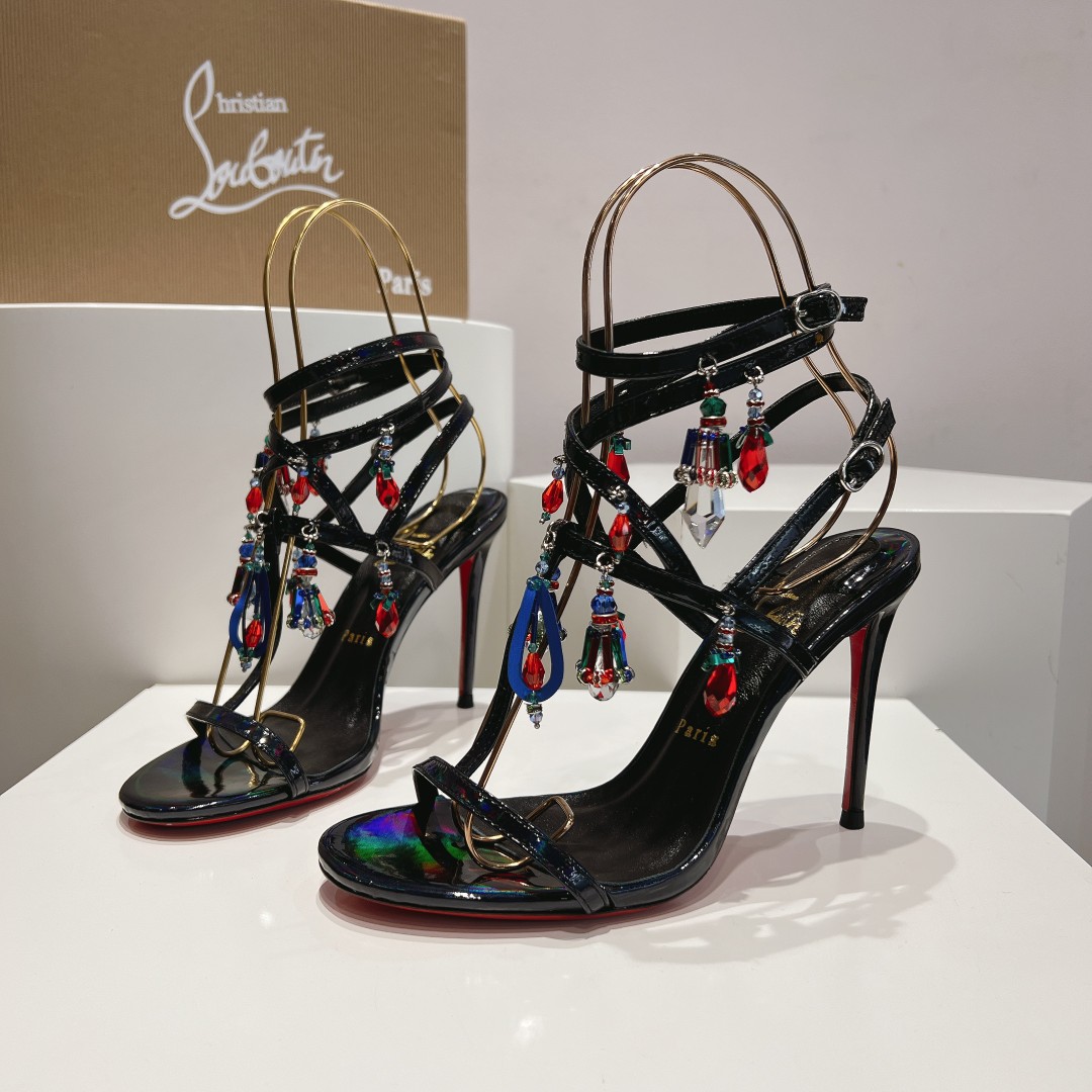 Ch**an louboutin slides