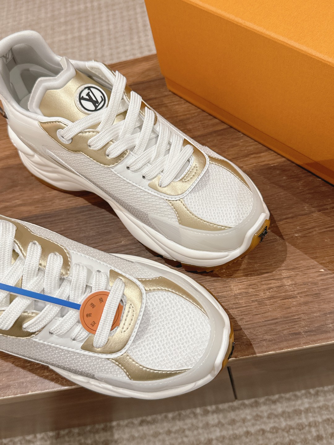 l0*is V*t0n run55 sneakers(eu35-eu41)