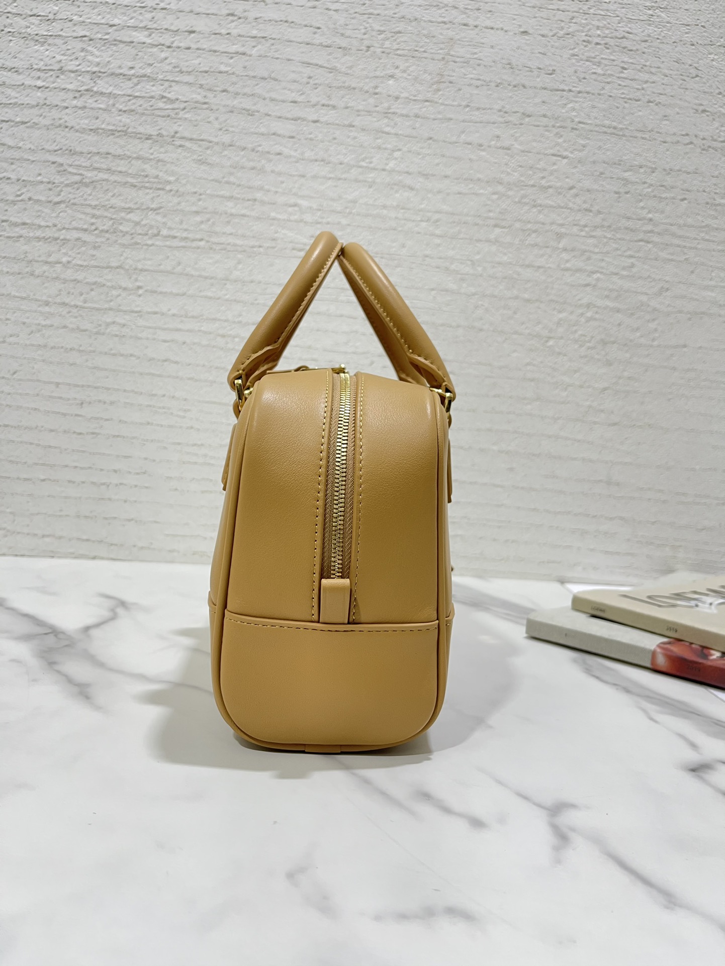 L0ew* amazon bag-23*16*10cm