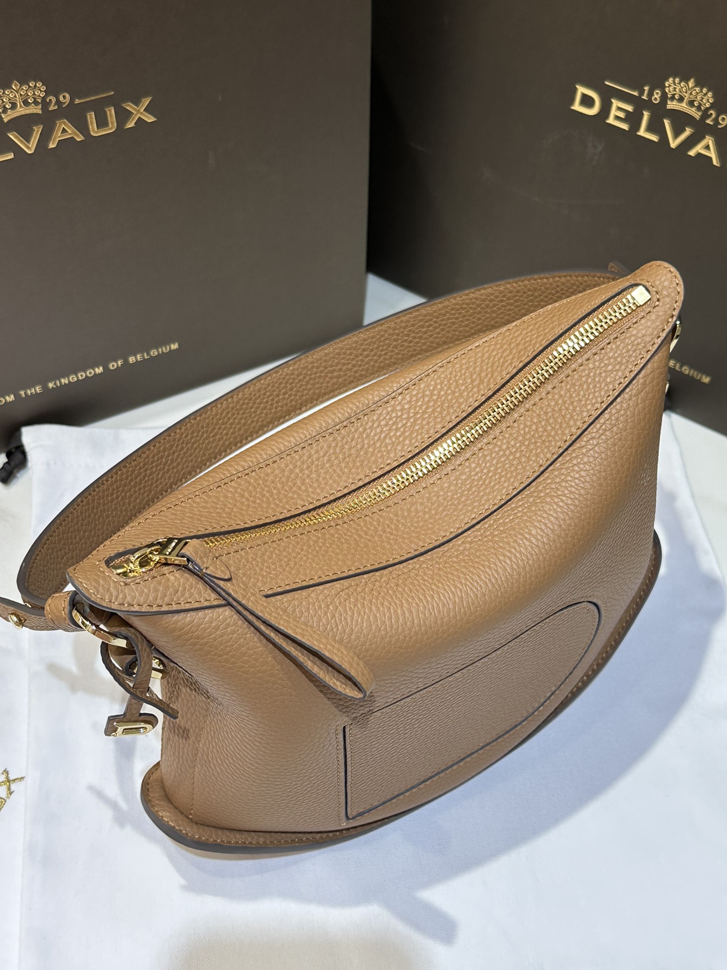 De1uavx pin swing tote-29*9*20cm