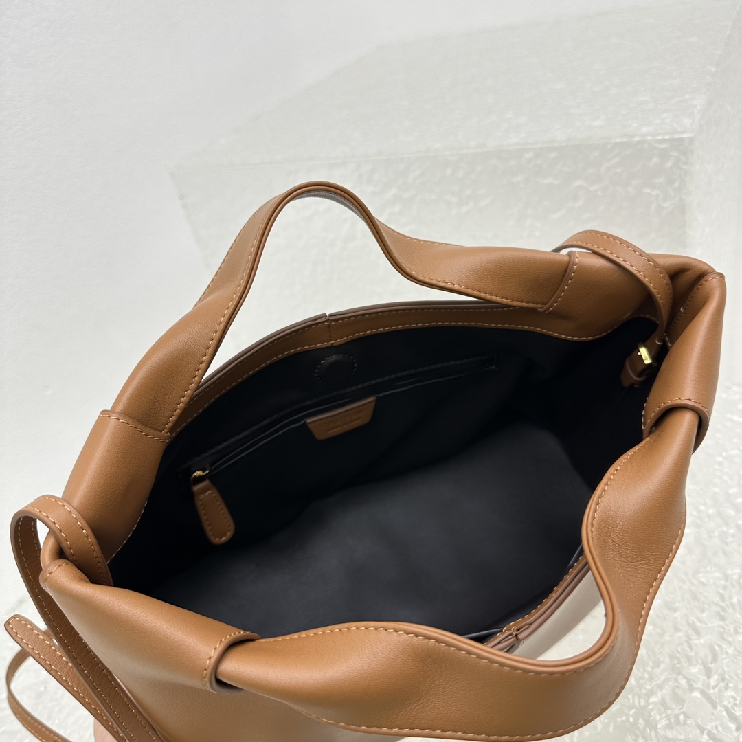 T*e R0w camdem bag-32*23*14cm