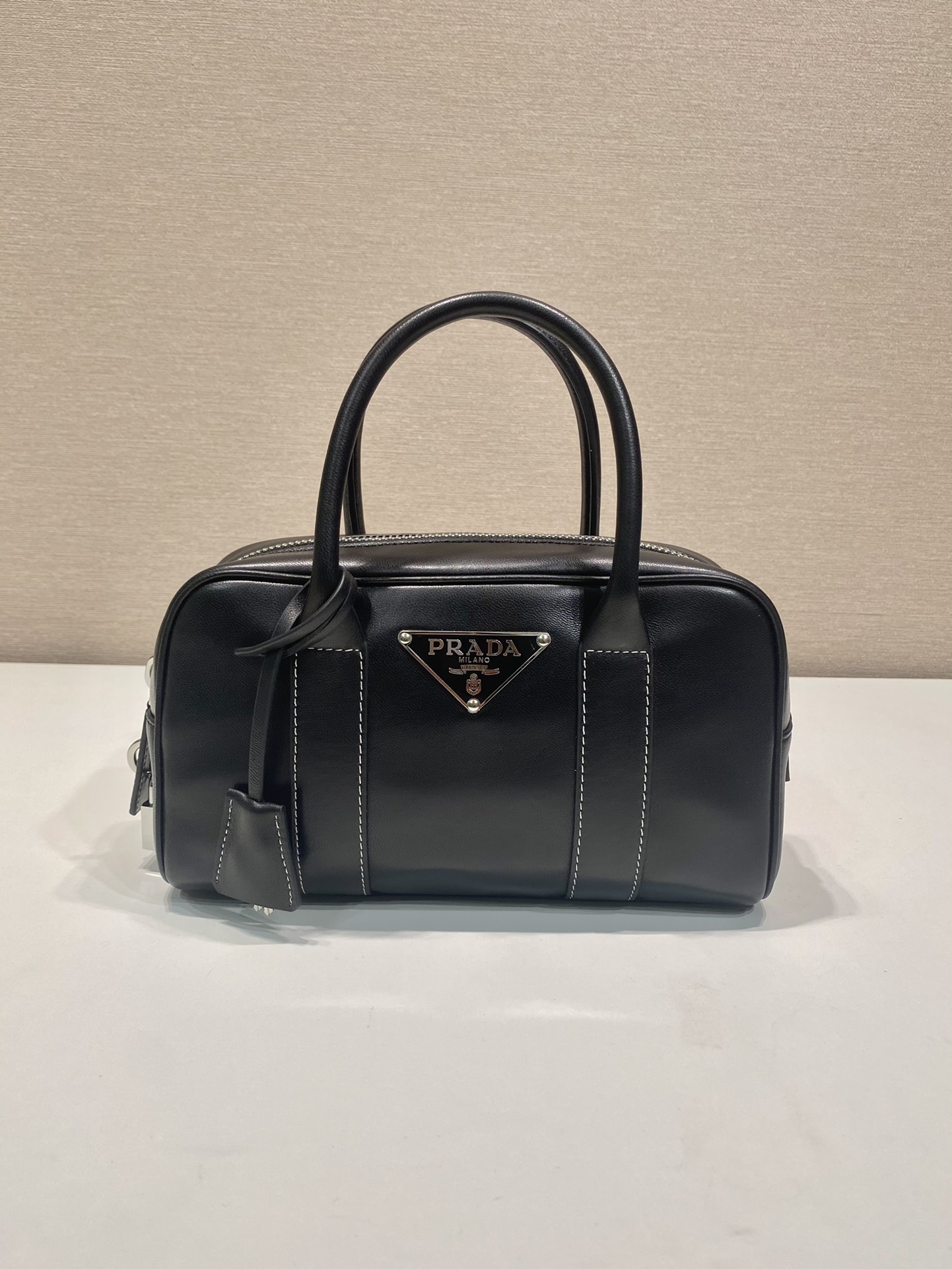 Pra*a medieval boston bag 1ba846-24*15*5cm