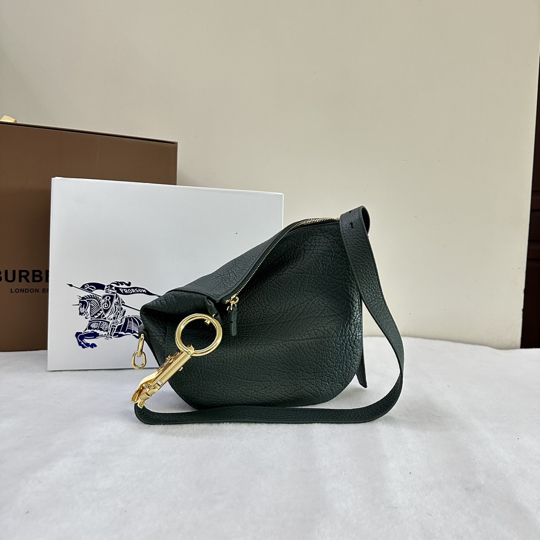 B**rry knight bag-24 x 8 x 23cm
