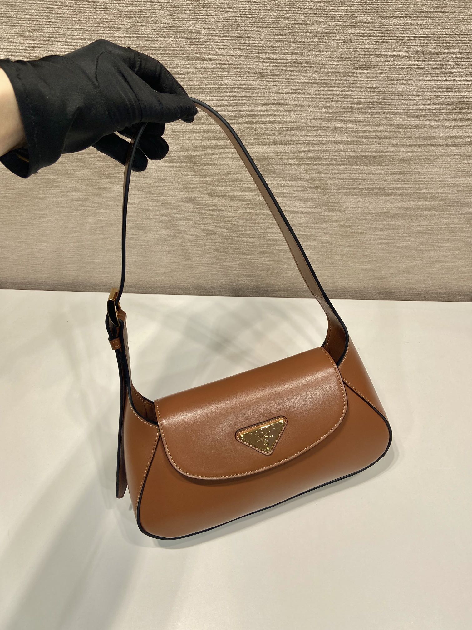 Pra*a crossbody bag 1bd358-24*15*5cm