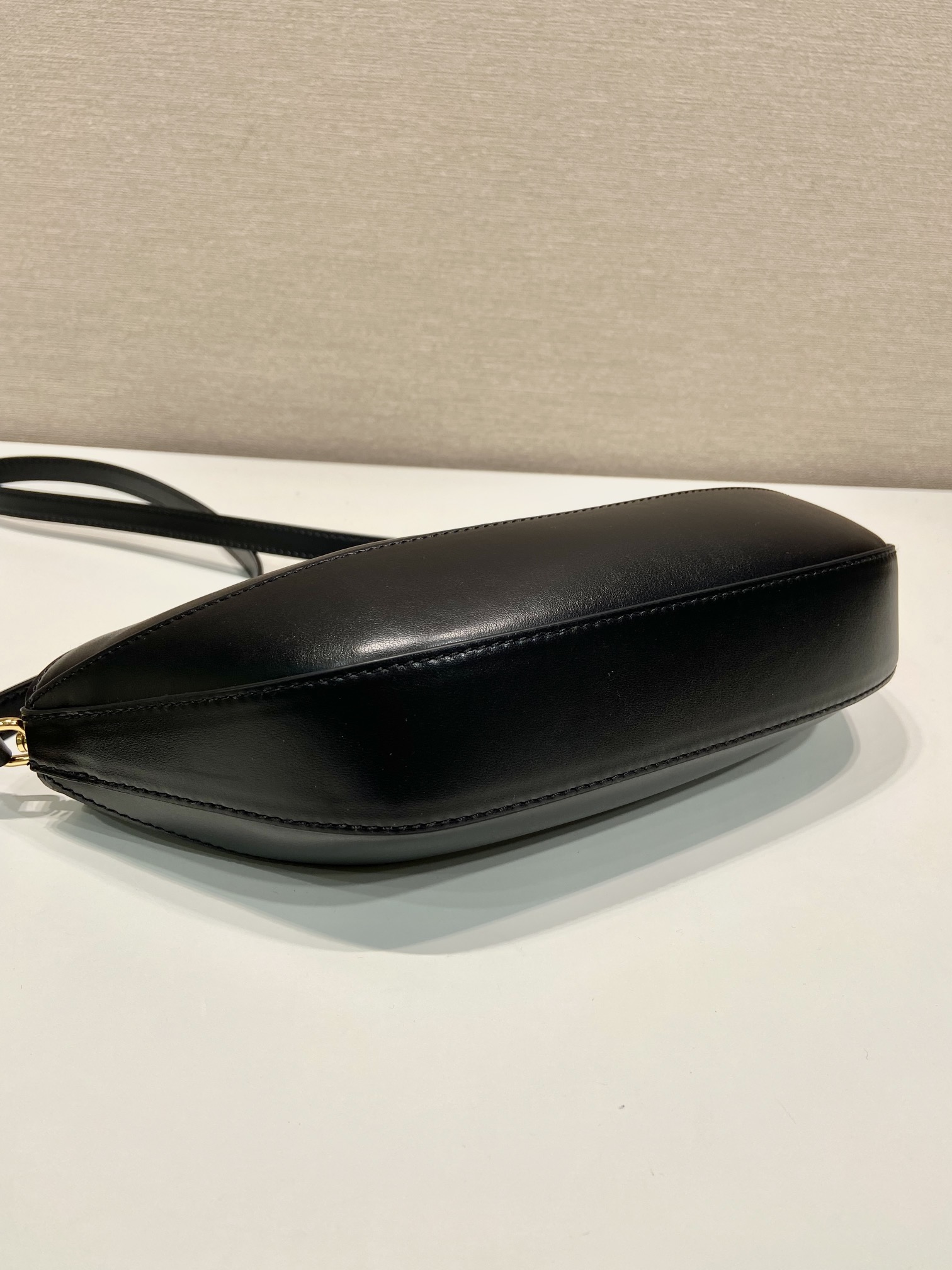 Pra*a crossbody bag 1ba421-30*20*5cm