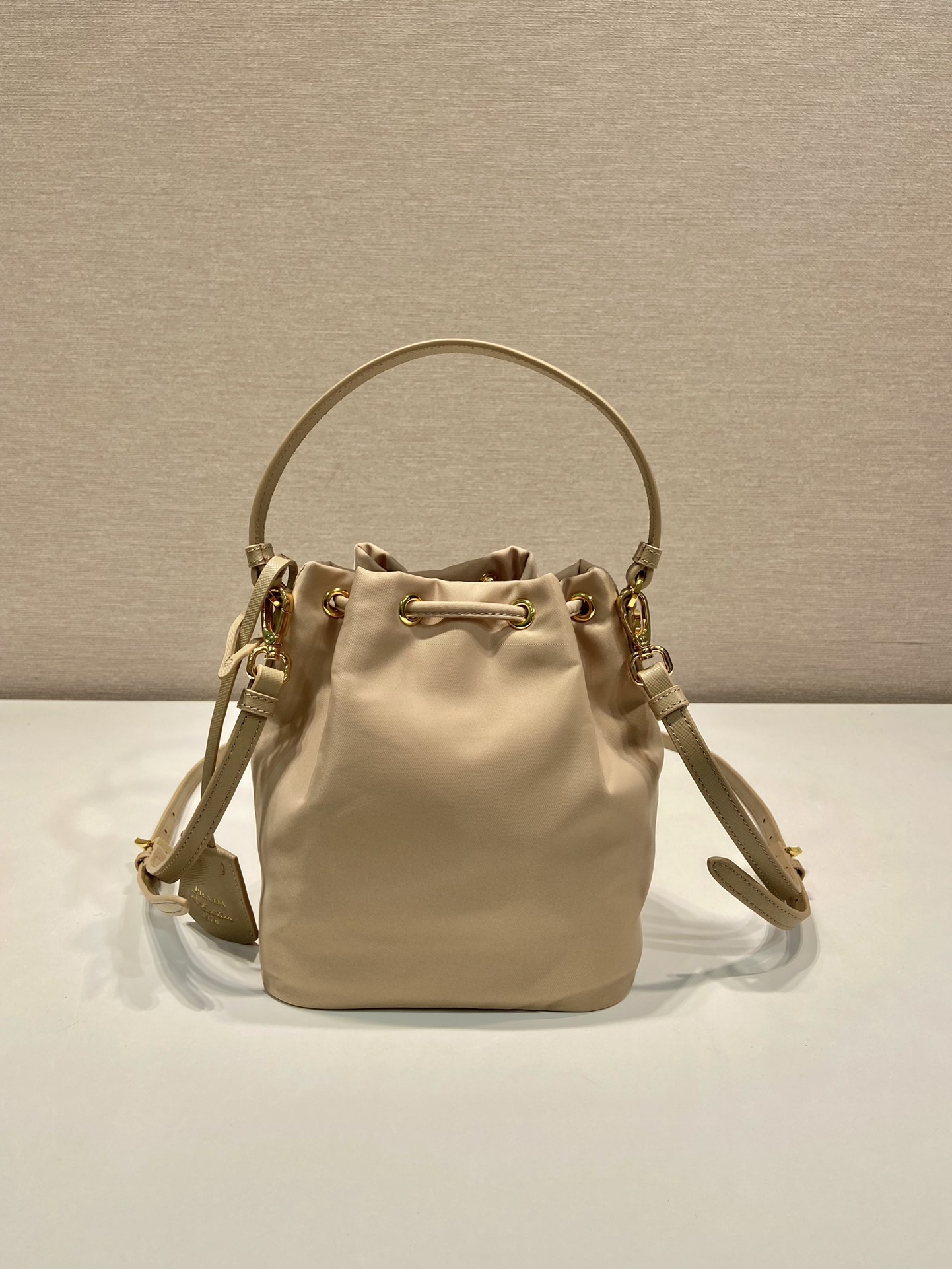 Pra*a 1be067 bucket bag-15.5*19.5*10cm