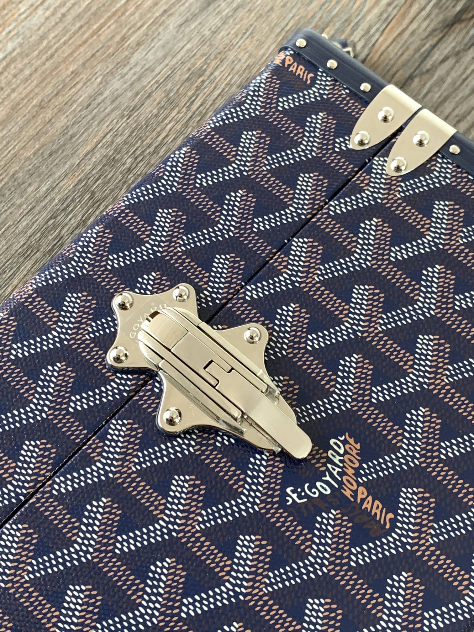 Go*ard cassette bag-21*15*6.5cm