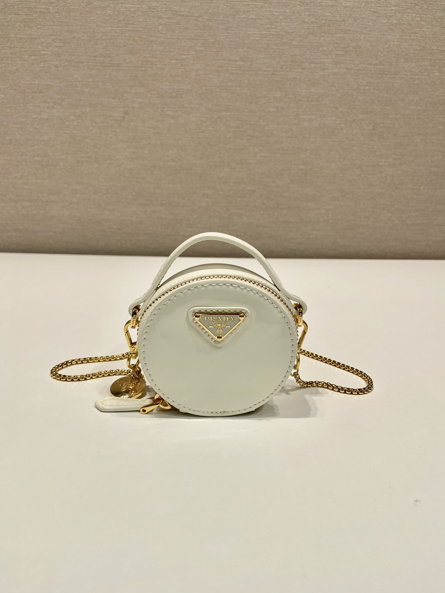 Pra*a 1nr023 mini round bag-8*8*3.5cm