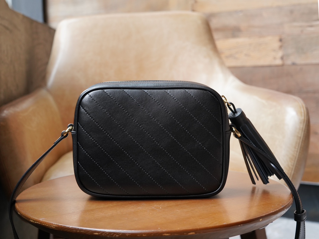G*u*i blondie shoulder bag-21*15.5*5cm
