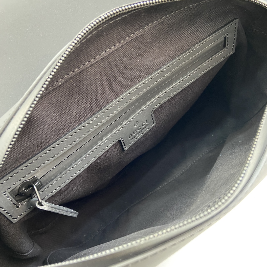 G*u*ishoulder bag-19*26*7cm