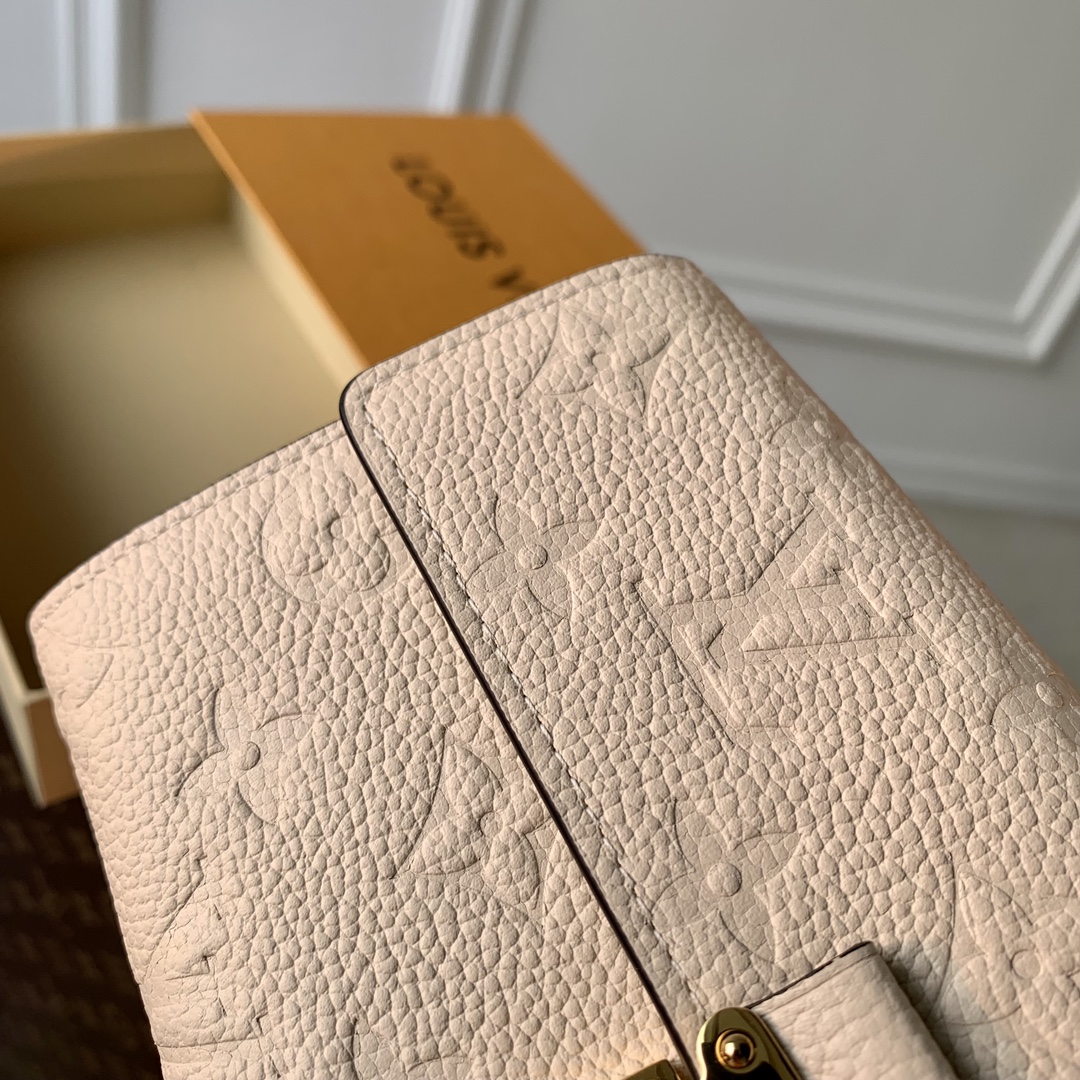 l0*is V*t0n wallet-19*11*3cm