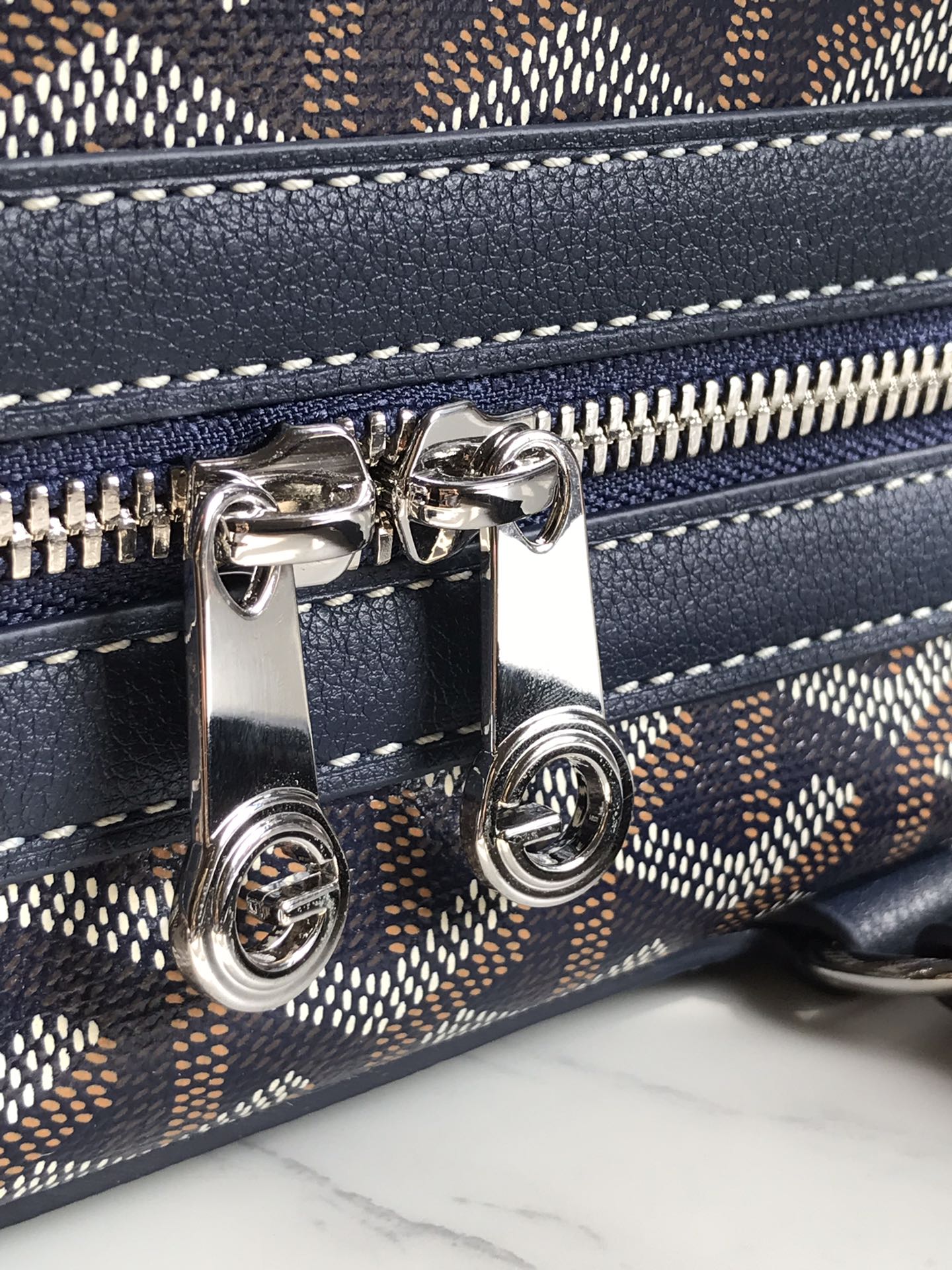 Go*ard cisalpin messenger bag-39*29*9cm