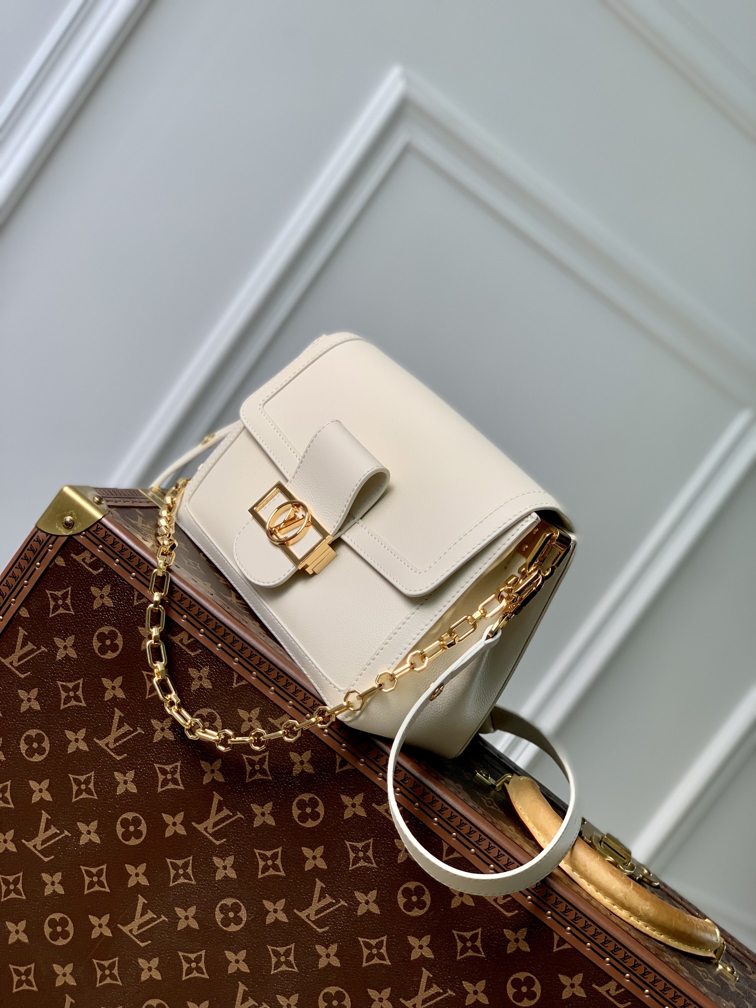 l0*is V*t0n dauphine soft -24*17*9cm