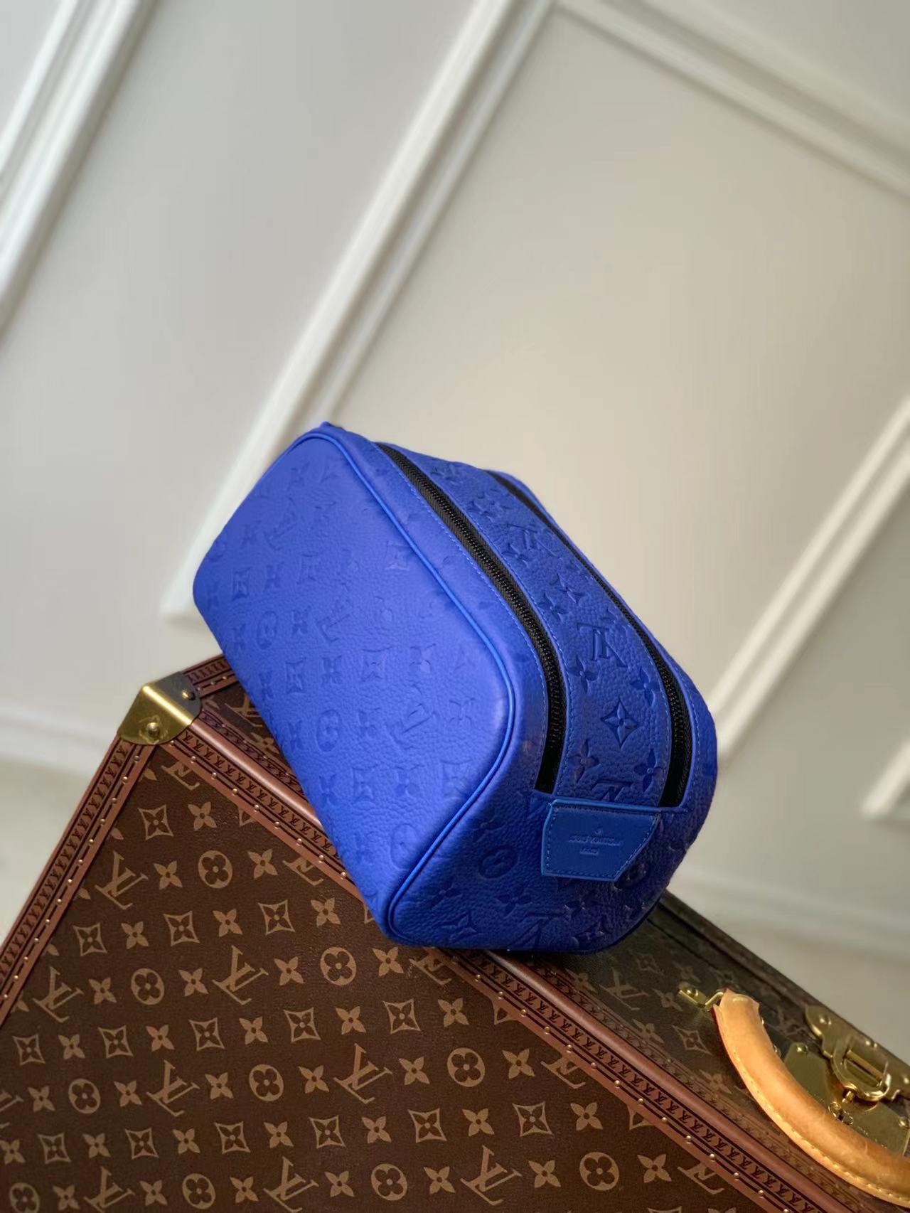 l0*is V*t0n locker dopp kit pouch -28 x 15 x 16.5cm