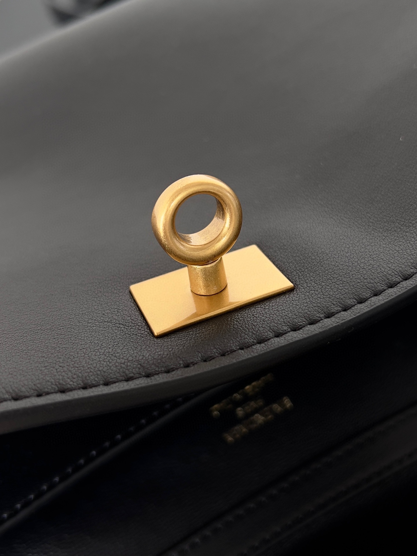 Balenciag Rodeo Handbags-35x23.3x10.9CM
