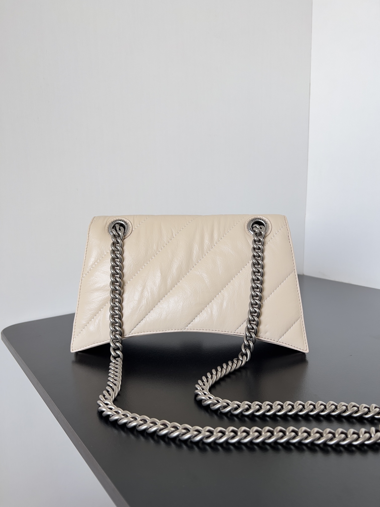 Ba*len*cia*ga crush chain bag-25.5*10*15.5cm