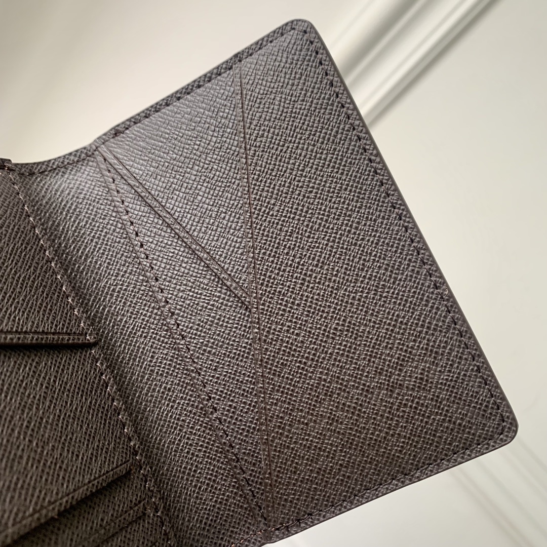 l0*is V*t0n wallet-m83337-7.5 x 11.1 x 1cm