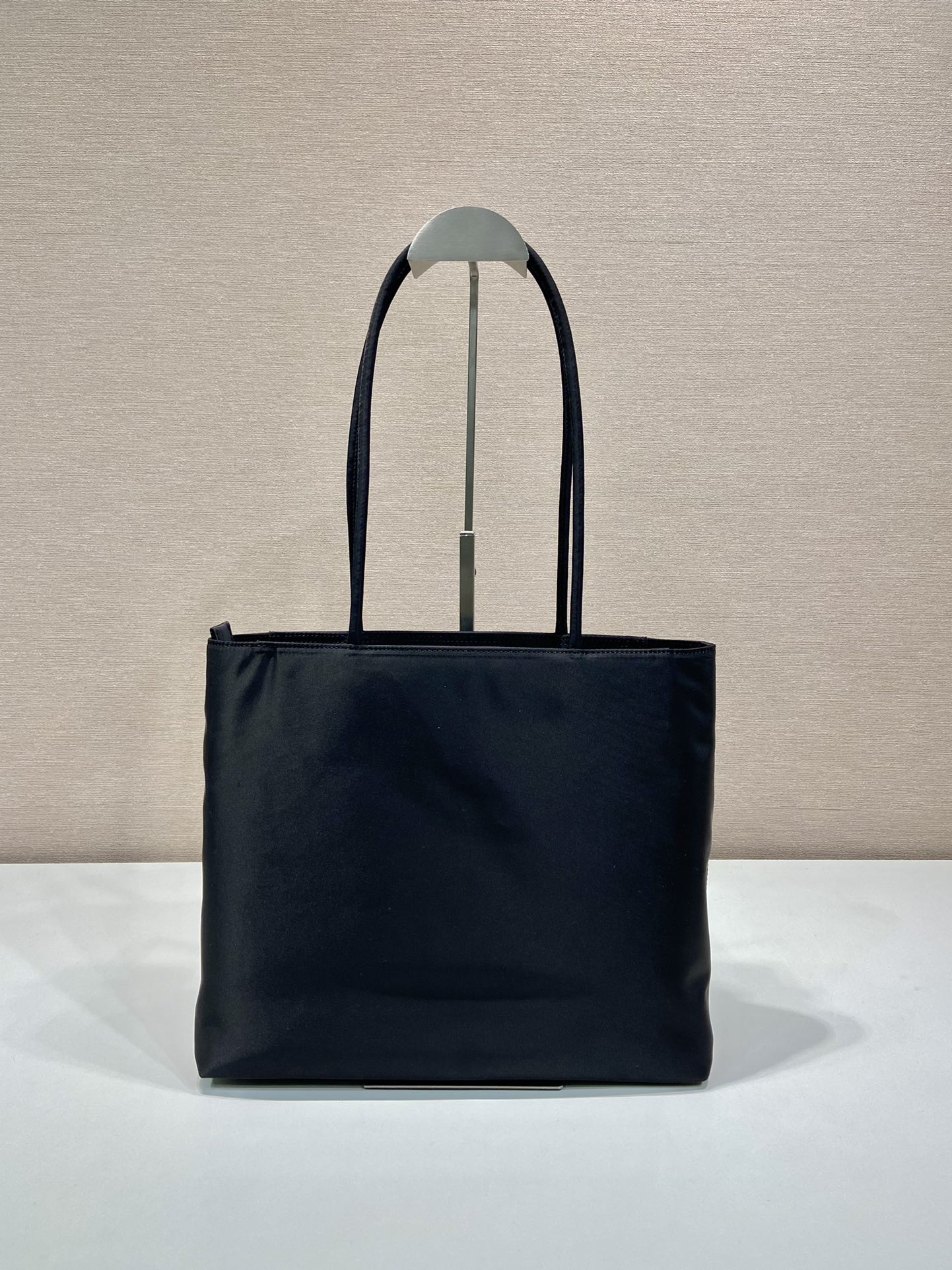 Pra*a nylon b6245tote bag-30*27*9cm