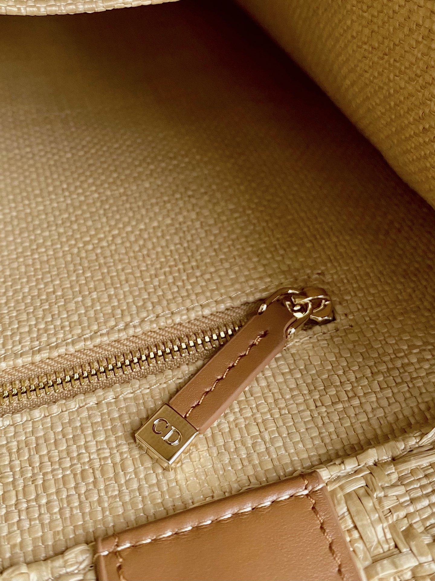 D*or book tote-36×16×27cm