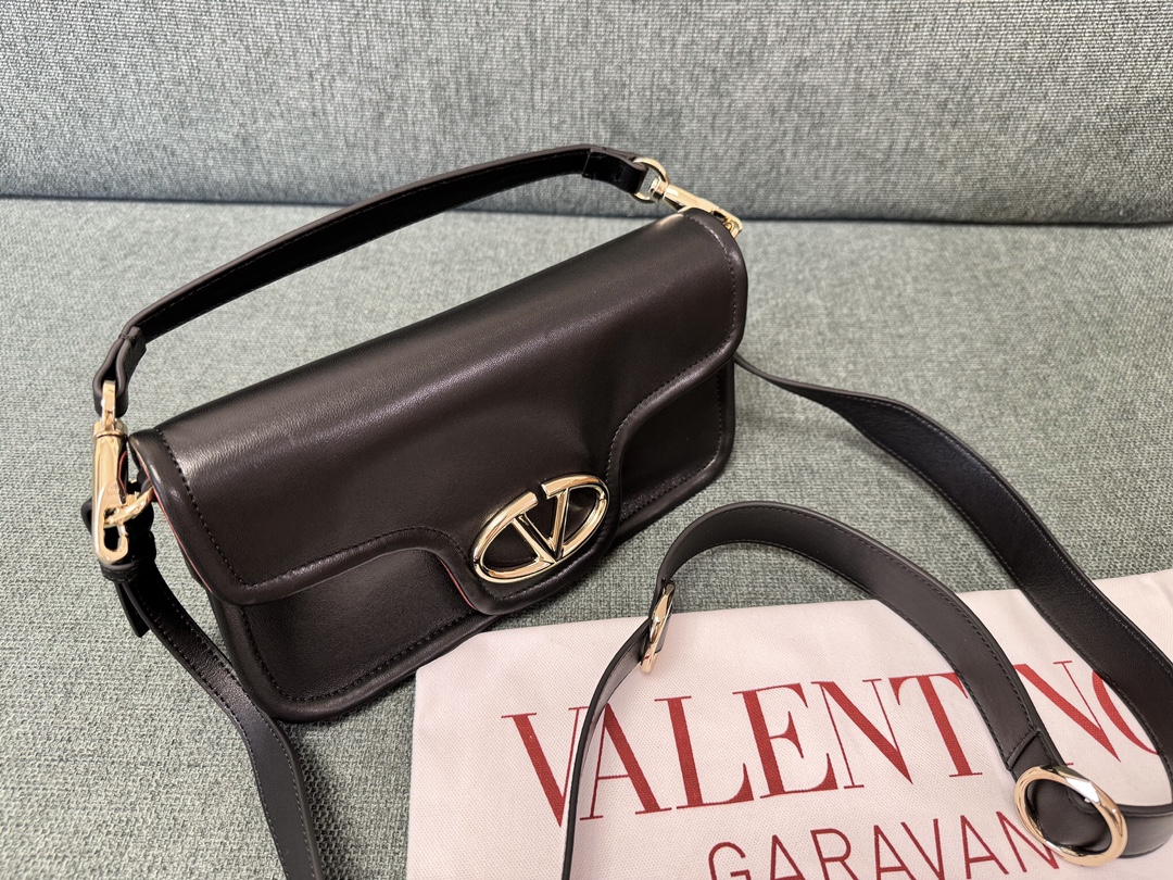 Va1e*ntin0 vlogo signature bag-26*1399cm