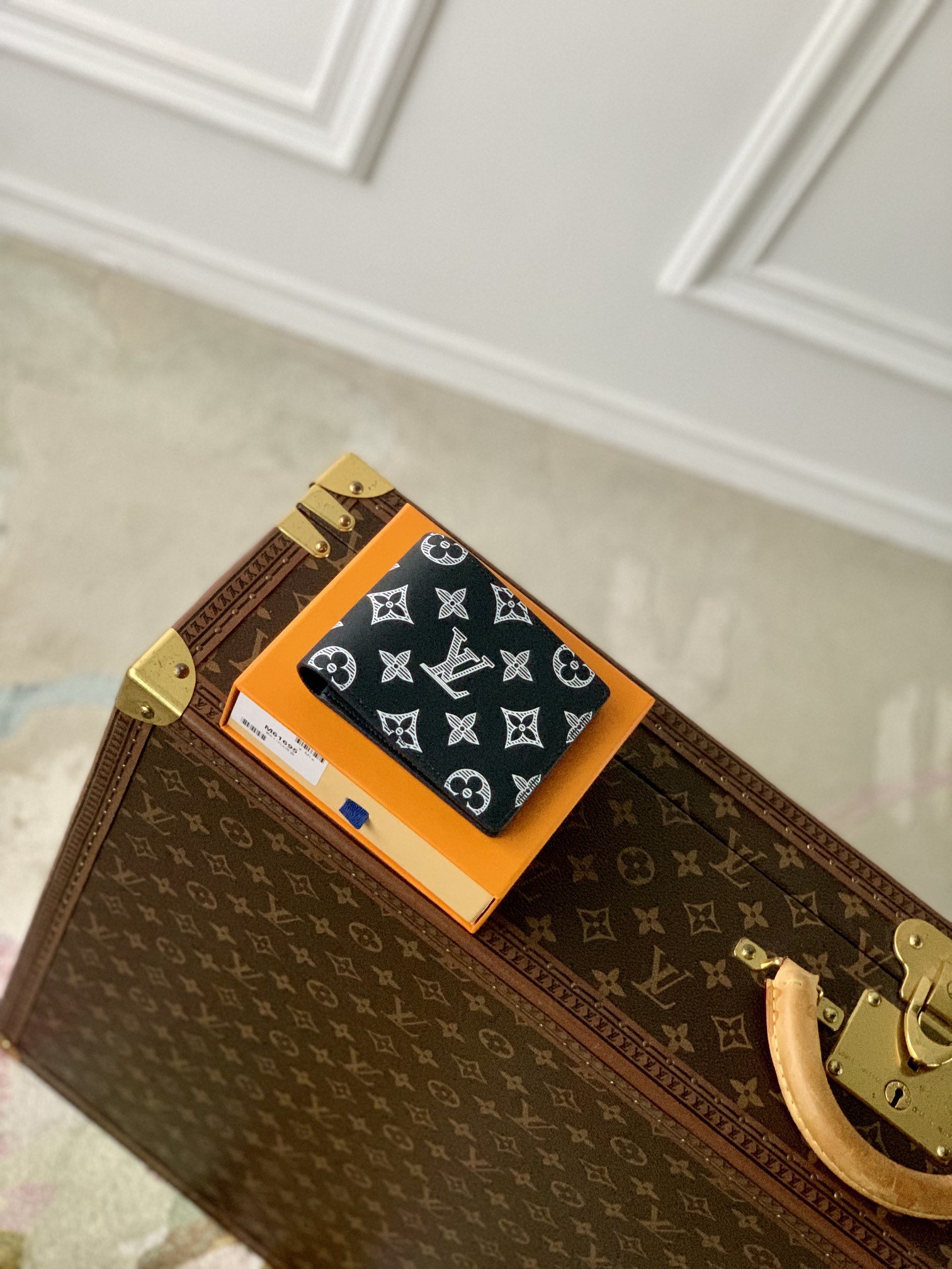 l0*is V*t0n multiple wallet-m61695-11.5 x 9 x 1.5 cm