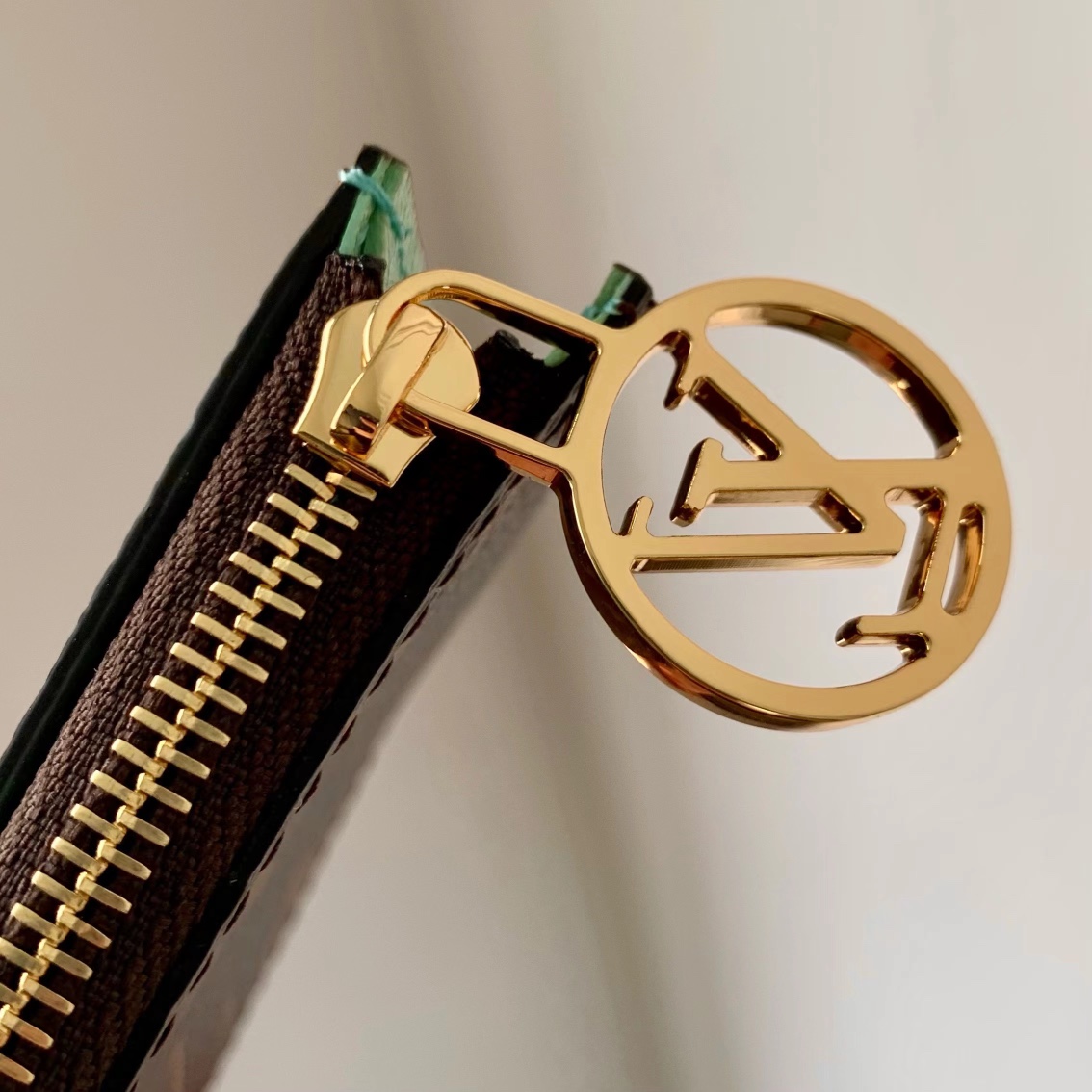 l0*is V*t0n wallet-n40678