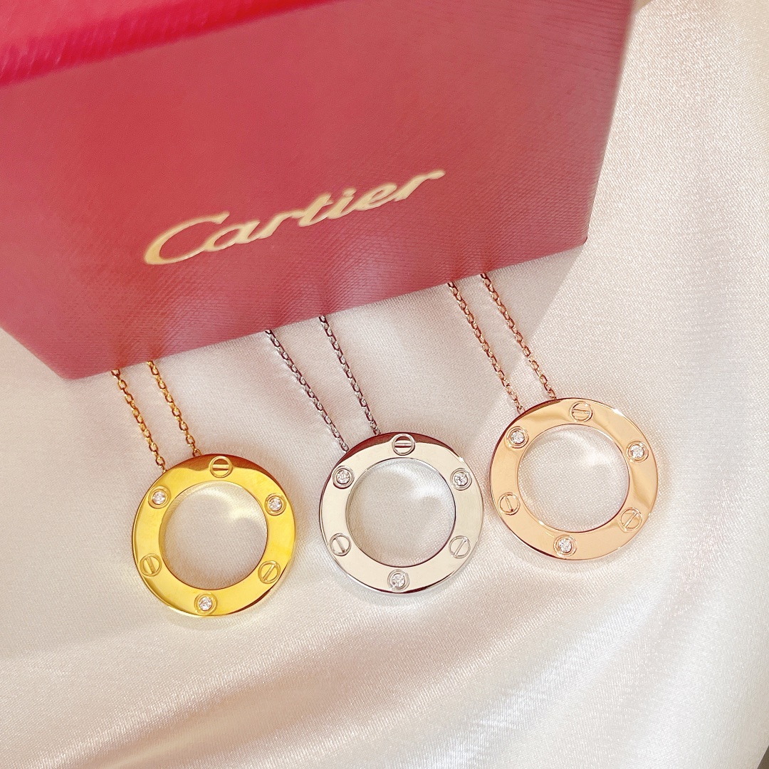 Ca*t*er necklace