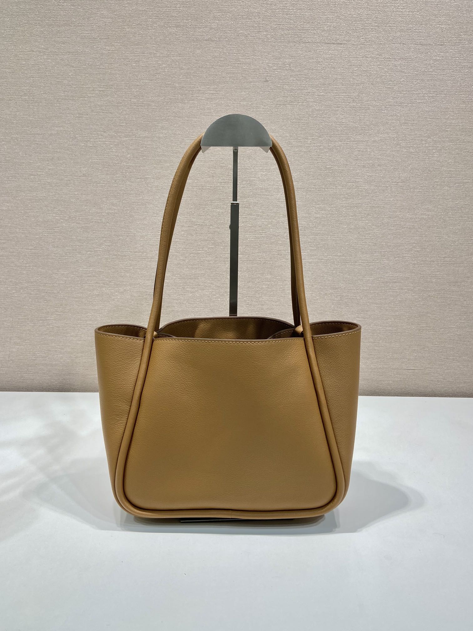 Pra*a women medium leather handbag -1bg539-25*18.5*12.5cm