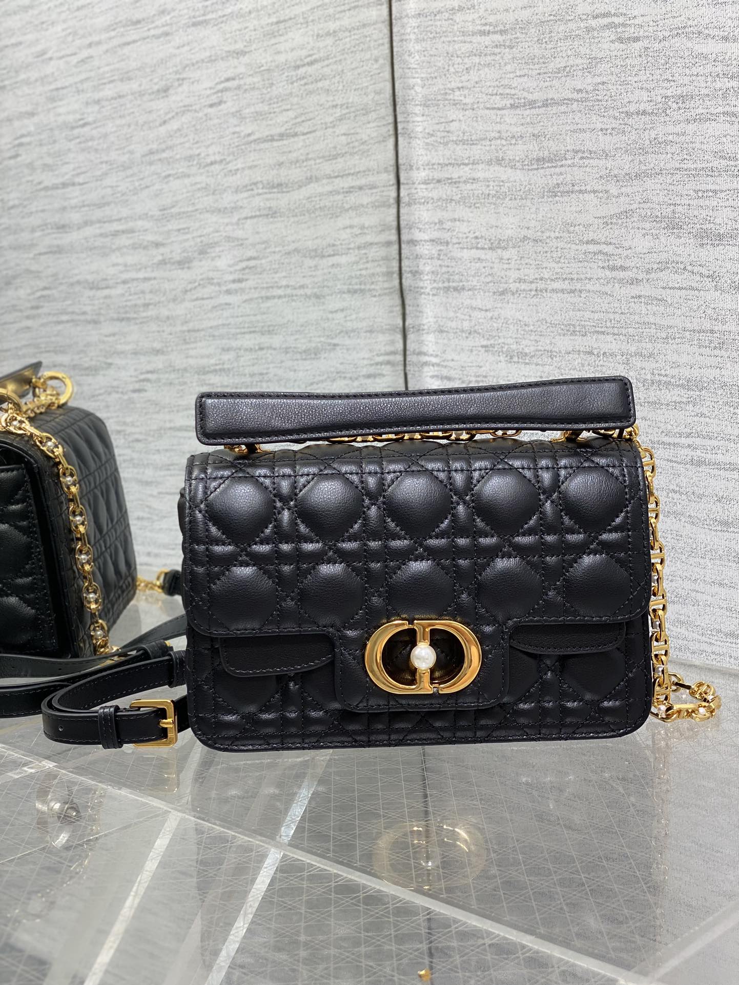 small D*or jolie top handle bag-22*8*14cm