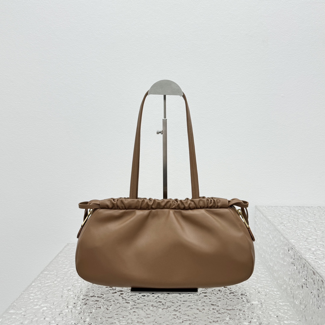 M*um*u leather hobo bag-35*18*9cm
