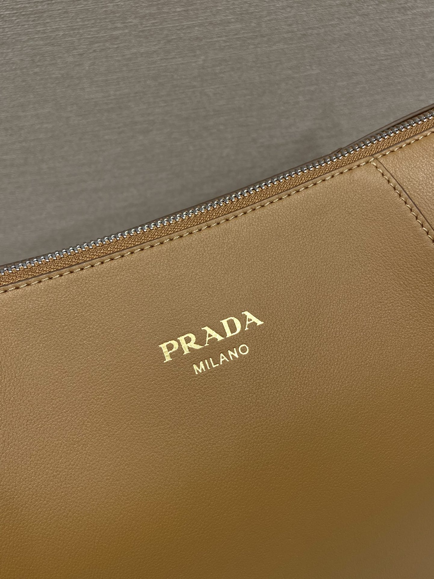 Pra*a 2vh177 messenger bag-30*27.5*14cm